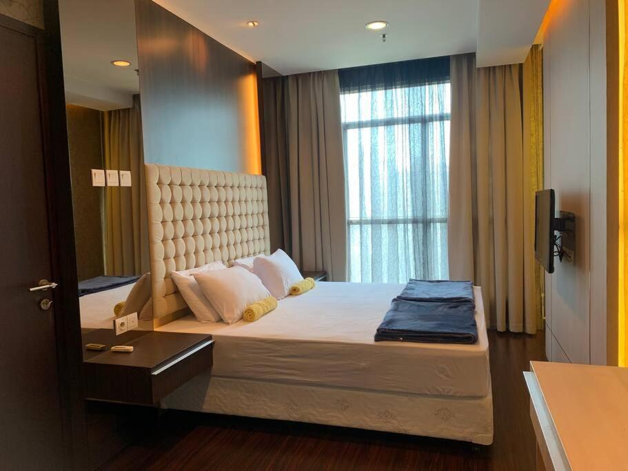 2br- Park Alaina Tower Floor 29 * Jakarta